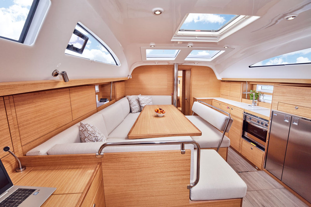 SAILING FOR SINGLES