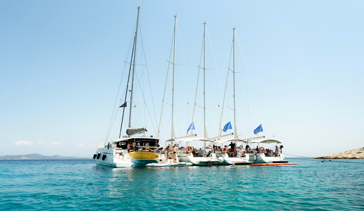 SAILING FOR SINGLES